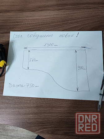 Угловой компьютерный стол с ящиками. Отличное состояние! Макеевка - изображение 2