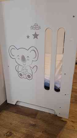 Продам детскую кроватку Донецк