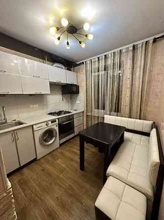 Сдаётся: 2х комнатная квартира Район: Ленинский Донецк