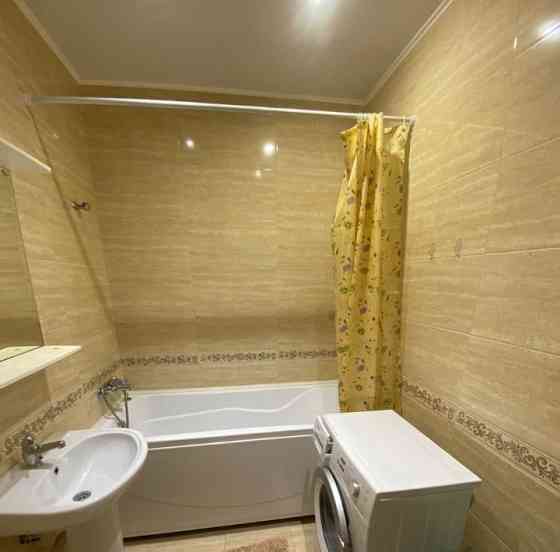 Сдаю двухкомнатную квартиру 60.0 м² этаж 2/8 Донецк