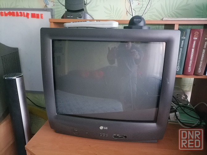 телевизор б/у Донецк - изображение 1