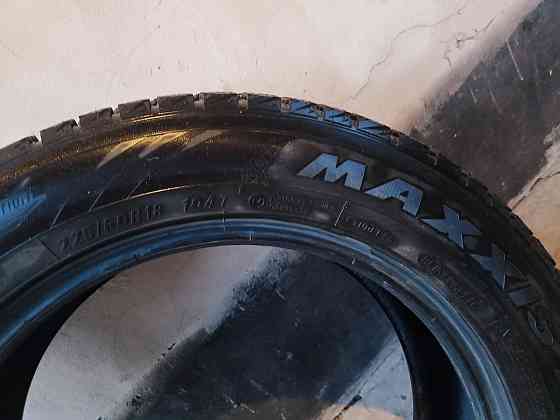 Продам зимнюю резину 225/60/R18 Макеевка