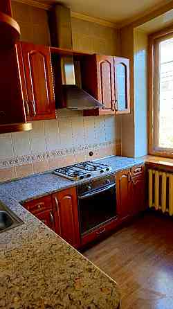 Продам 2х ком кв Драм театр , бульвар Пушкина 23 Ворошиловский район. Под ремонт Донецк