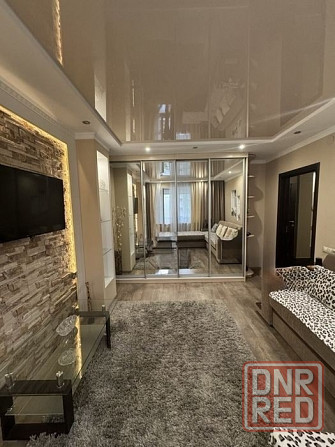 Сдаю однокомнатную квартиру 44.0 м² этаж 5, город Донецк, Ворошиловский район, улица Щорса. Донецк - изображение 1
