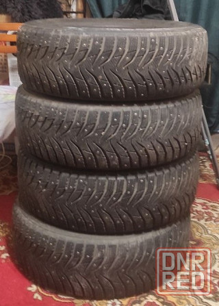 резина зимняя 225/60 R17 шипы Макеевка - изображение 1