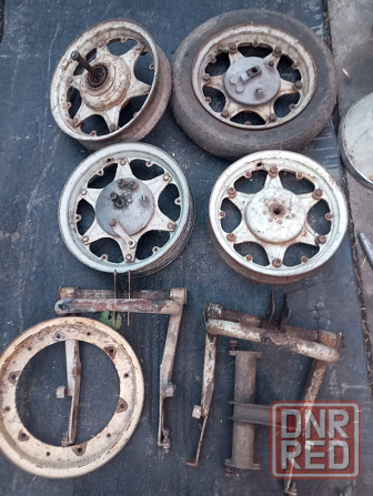 Запчасти на мотороллер Cezeta 501-502. Макеевка - изображение 1