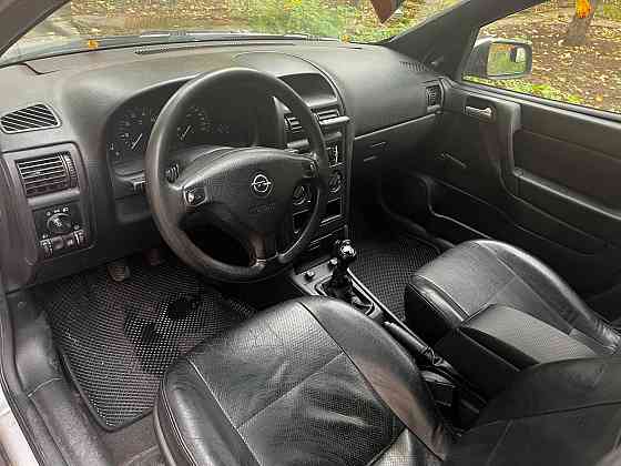 Опель в нормальном состоянии Донецк