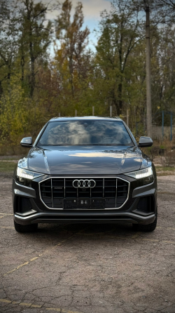 Продам Audi q8 Донецк