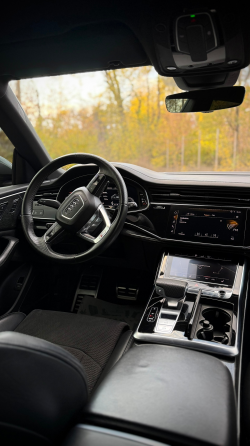 Продам Audi q8 Донецк