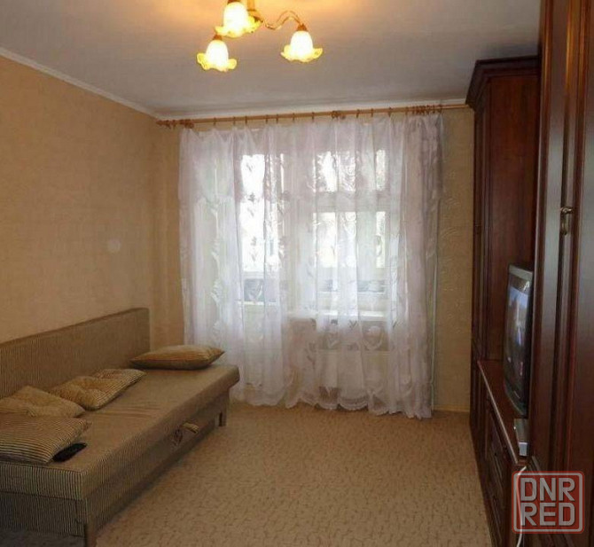 Сдам 3-комн.кв-ру Черёмушки, Даки Макеевка - изображение 1