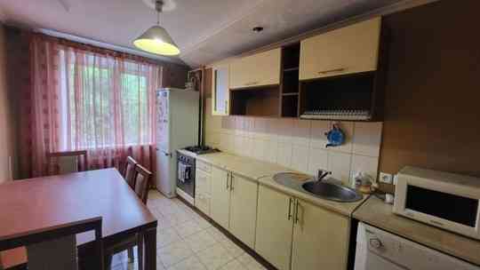 Сдаётся: двухкомнатная квартиру Буденновский район, Караван Донецк