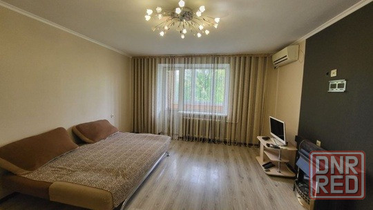 Сдаётся: двухкомнатная квартиру Буденновский район, Караван Донецк - изображение 1