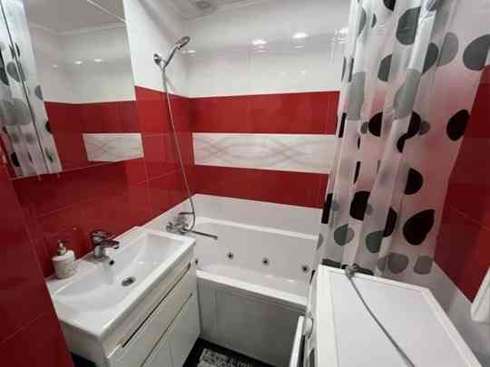 Сдается 3-ая квартира 88 м² Район: Ворошиловский Донецк