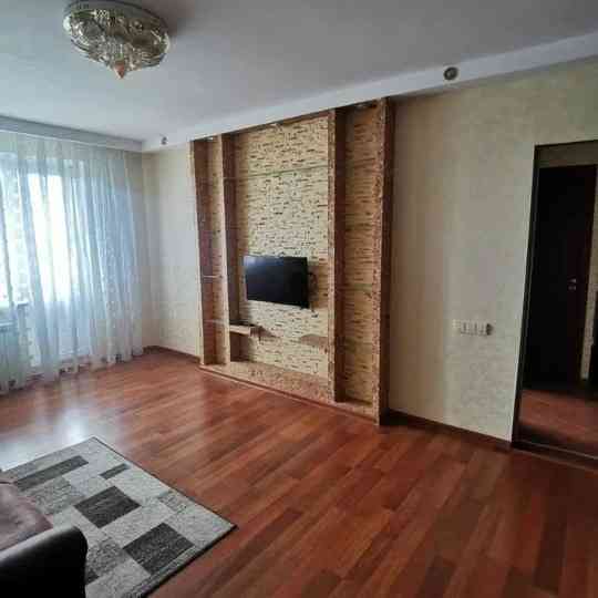 Сдается 1-комнатная квартира 37 кв. м Район: Киевский Донецк