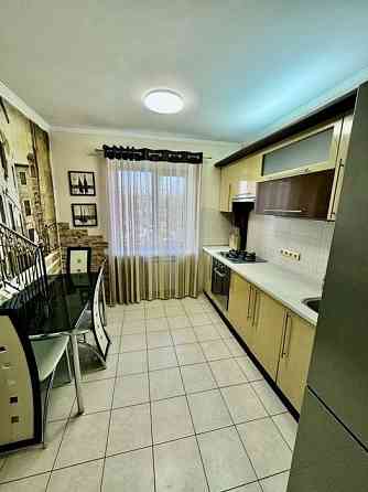 Сдаётся: 2кк квартира Район: Ворошиловский, Изумруд Этаж: 4/5 Донецк