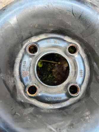 Продам комплект зимних колес r15 Донецк