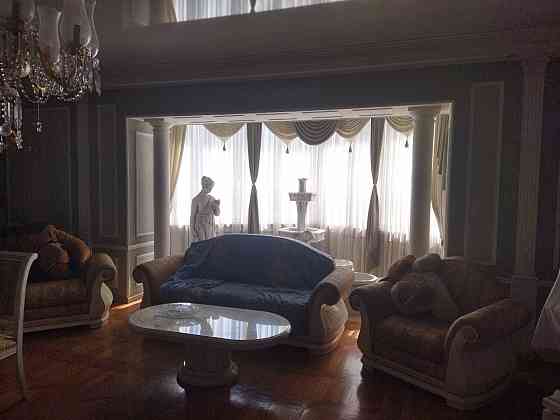 Продажа 4-х комнатной квартиры в центре города Донецк