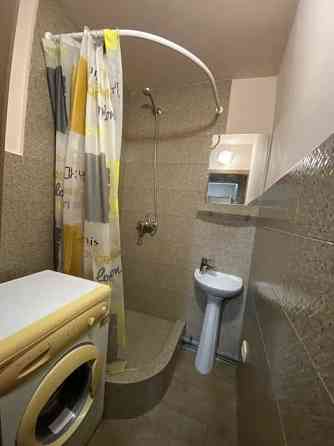 Сдается 2-комнатная квартира 50 кв. м Район: Киевский Донецк