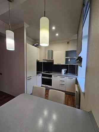 Сдам 2 комнатную квартиру, Ленинский район Ориентир: оцкб Донецк