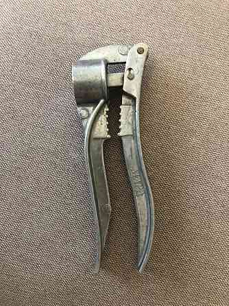 Пресс для чеснока, чеснокодавилка Макеевка