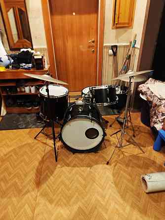 Продам ударную установку Донецк