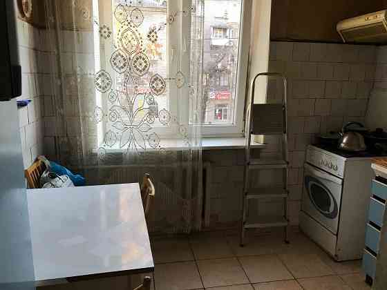 Продам 2-к. кв. Ворошиловский р-н, Драмтеатр, пр. Гринкевича*ул. Университетская Донецк