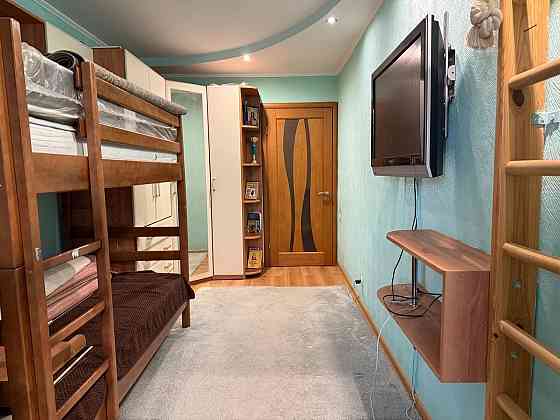 Сдам 3-х к.кв в центре города Мариуполь