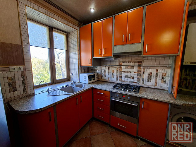 Сдается в аренду двухкомнатная квартира с евроремонтом на пр.Панфилова Донецк - изображение 1