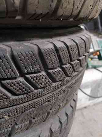 Продам зимние шины на дисках r13 ( разболтовка 4 на 98) Енакиево