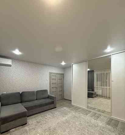 Двухкомнатная на бул. Школьном Донецк