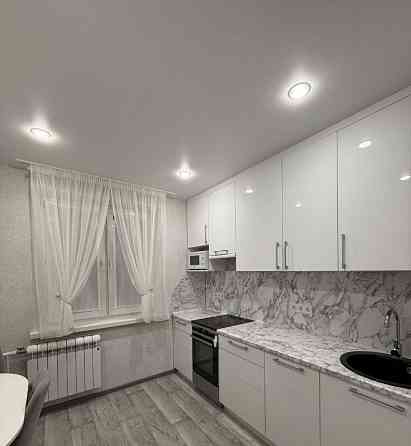 Двухкомнатная на бул. Школьном Донецк