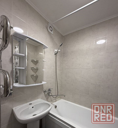 Двухкомнатная на бул. Школьном Донецк - изображение 2