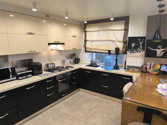 Продажа в Мариуполе квартиры 80 кв.м. с ремонтом Мариуполь