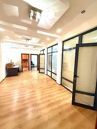 Продажа. Фасадное нежилое помещение Донецк