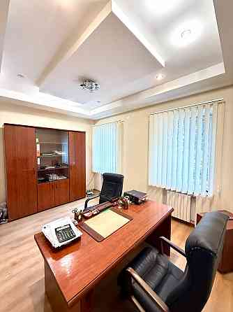 Продажа. Фасадное нежилое помещение Донецк