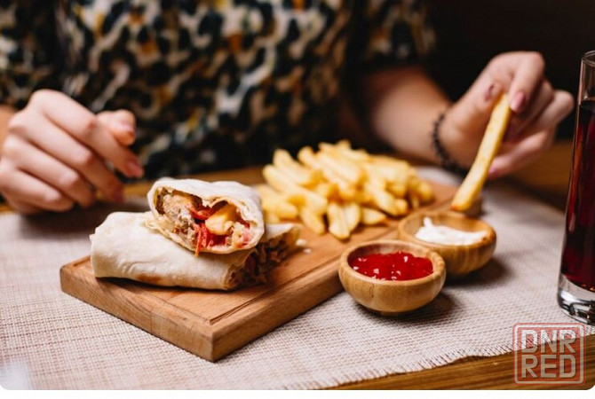 Шаурма 15 м.кв,Ворошиловский район,Донецк Донецк - изображение 1