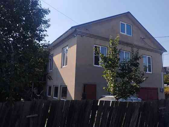 Продаю 5-и комнатный дом в Куйбышевском районе, ул. Ливенская, пл. Бакинских комиссаров Донецк