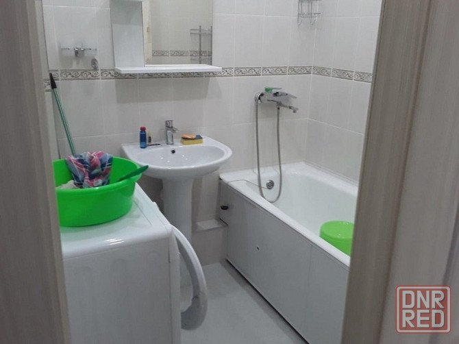 Сдам 1-комнатную квартиру в Ворошиловском районе, Белый Лебедь. Донецк - изображение 1