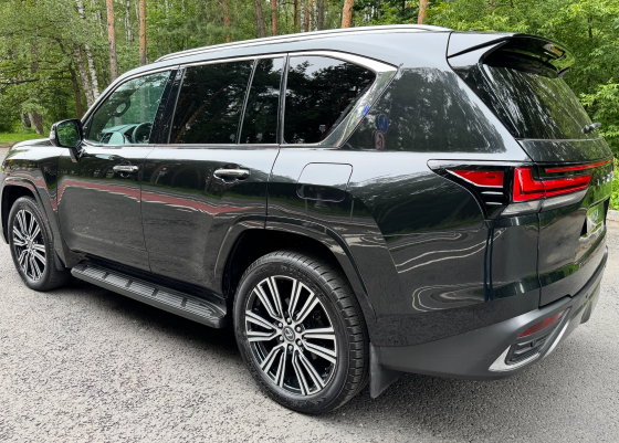 Lexus LX 600 Донецк
