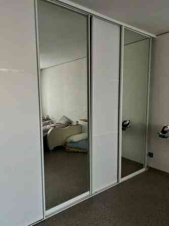 Сдается: двухкомнатная квартира Район : Калининский Донецк