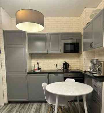 Сдаётся: квартира. Кол-во комнат: 2 Общая площадь квартиры: 40м² Город: Донецк. Район: Ворошиловский Донецк