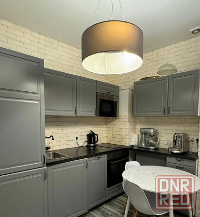 Сдаётся: квартира. Кол-во комнат: 2 Общая площадь квартиры: 40м² Город: Донецк. Район: Ворошиловский Донецк - изображение 1