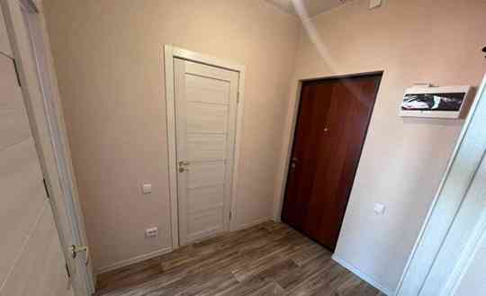 Сдаётся: квартира. Кол-во комнат: 1 Общая площадь квартиры: 39м² Город: Донецк. Район: Калининский Донецк