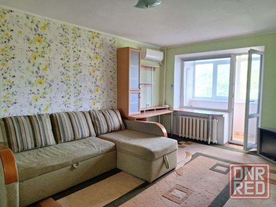 Сдаётся просторная однокомнатная квартира в Буденовском районе. 4/16 этаж. Донецк - изображение 1