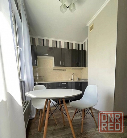 Сдаётся: квартира. Кол-во комнат: 1 Общая площадь квартиры: 38м² Город: Донецк. Район: Будённовский Донецк - изображение 1