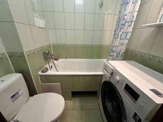 Сдам 1кк квартиру, Кировский район - Текстильщик Этаж: 4/9 Площадь квартиры: 43,8м² Донецк