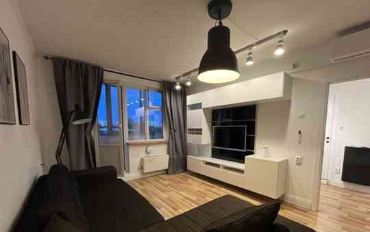 Сдается: Однокомнатная квартира Мед Институт Этаж: 7/9 Район: Калининский Донецк