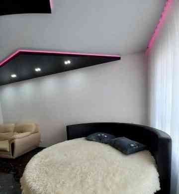 Сдаётся: квартира. Кол-во комнат: 1 Общая площадь квартиры: 35,2м² Этаж: 5/9 . Район: Ленинский Донецк