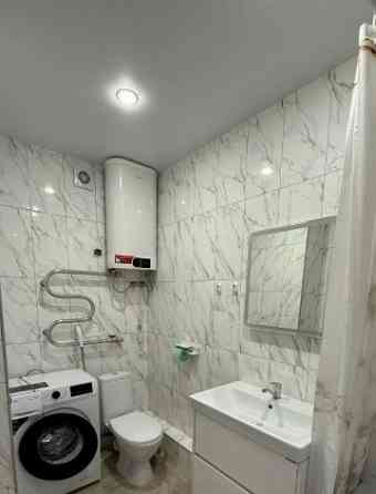 Сдаётся: квартира. Кол-во комнат: 2 (студия) Общая площадь квартиры: 42м² Этаж: 6/9 Ворошиловский Донецк