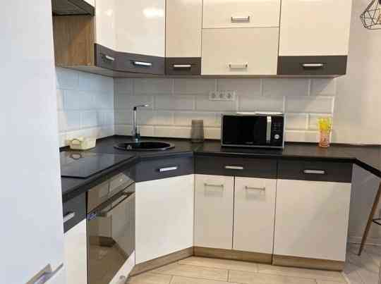 Сдам отличную 2-комнатную квартиру 47 м2 Ворошиловский р-н Донецк